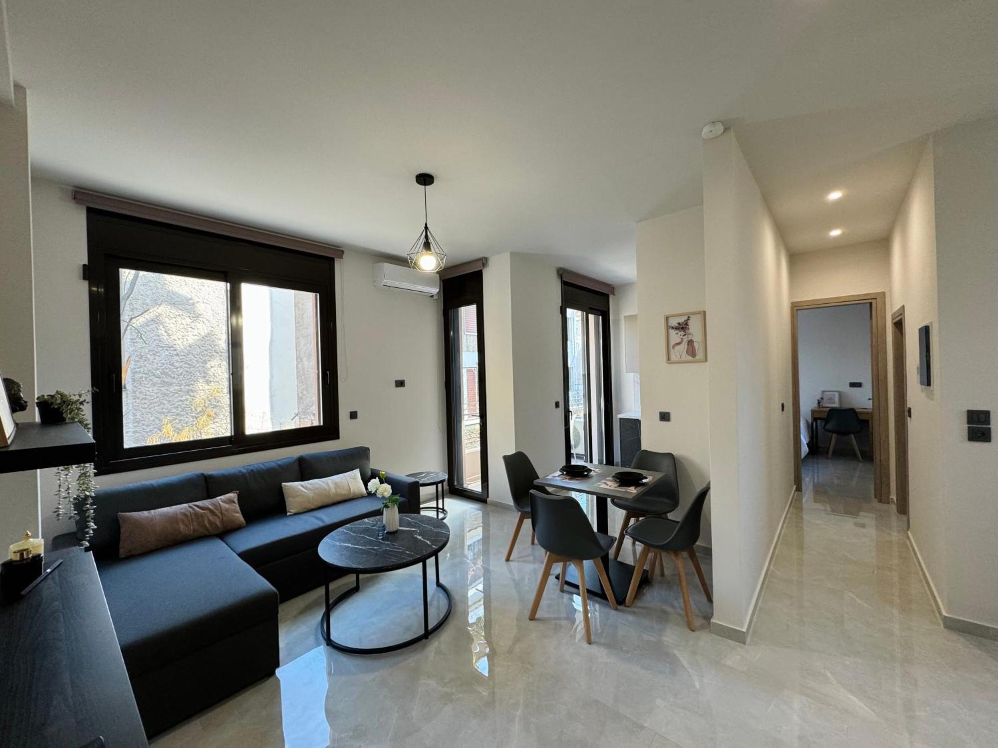 Spacious Apartment Near Monastiraki By Kozy Koala アテネ エクステリア 写真